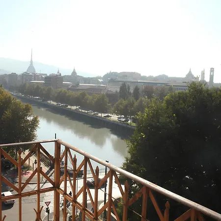 Da Momo, Panoramic Two Flat By The Dora River Apartman Torino